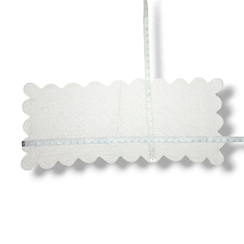 Vintage Crochet Lace Dresser Scarf Table Runner White Scalloped 30 Inch